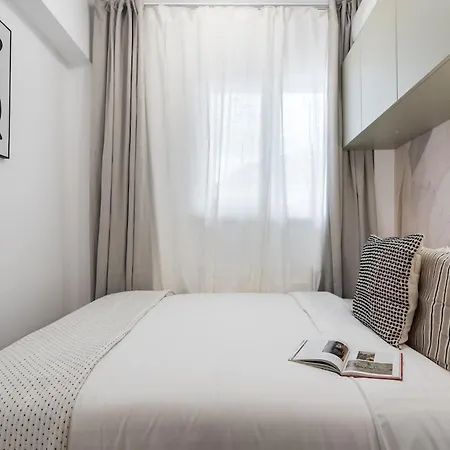 Superb 2br Flat - Cismigiu Gardens - Terrace Apartamento Bucarest