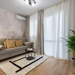 Superb 2br Flat - Cismigiu Gardens - Terrace Bucareste