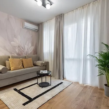 Superb 2br Flat - Cismigiu Gardens - Terrace Bukareszt