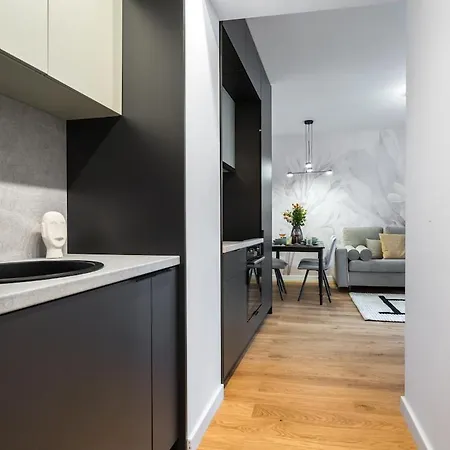 Superb 2br Flat - Cismigiu Gardens - Terrace * 布加勒斯特