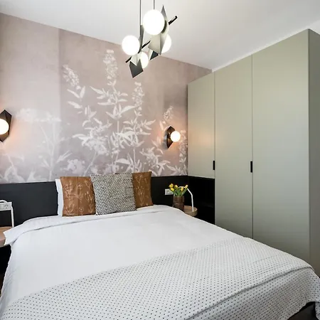 Superb 2br Flat - Cismigiu Gardens - Terrace * Bucarest