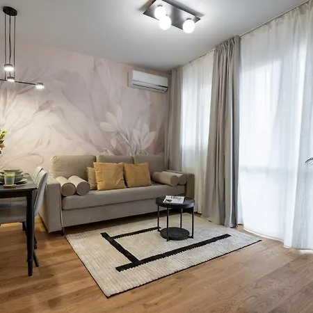 Superb 2br Flat - Cismigiu Gardens - Terrace Apartament *