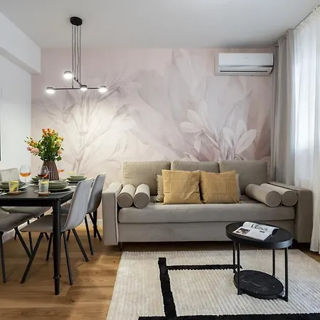 Superb 2br Flat - Cismigiu Gardens - Terrace Apartament