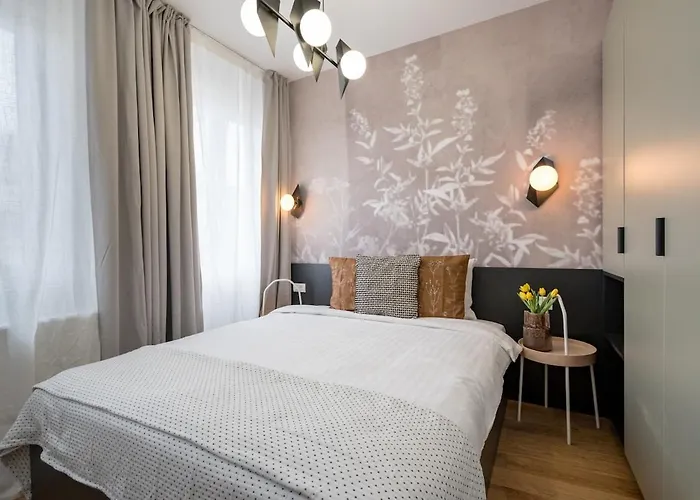 Superb 2br Flat - Cismigiu Gardens - Terrace * Bukurešť