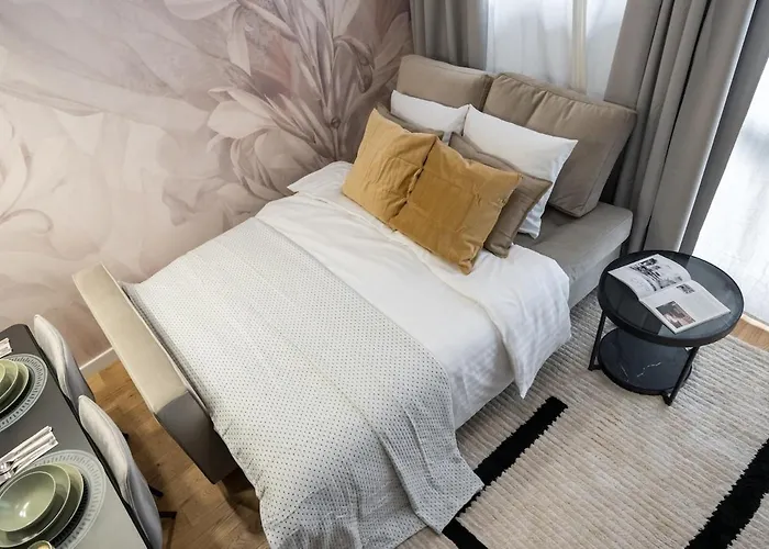 Superb 2br Flat - Cismigiu Gardens - Terrace * Bucarest