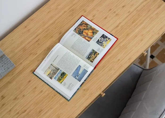 Superb 2br Flat - Cismigiu Gardens - Terrace * Bucarest