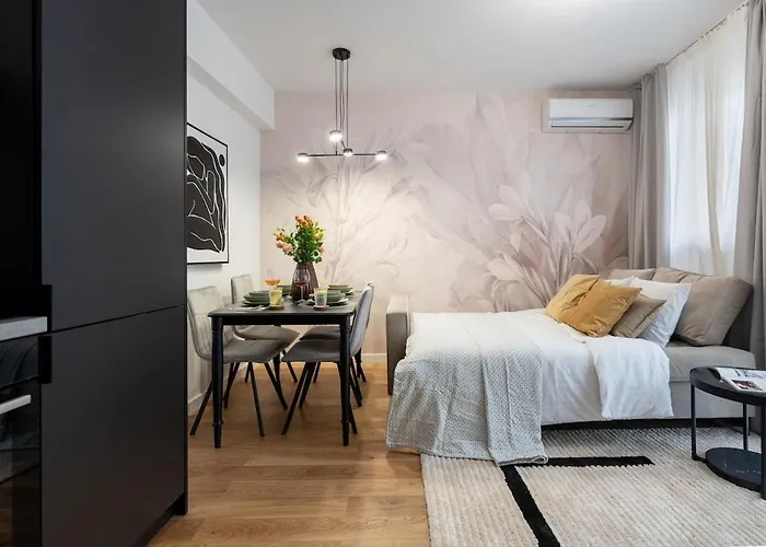 Superb 2br Flat - Cismigiu Gardens - Terrace Apartmán *