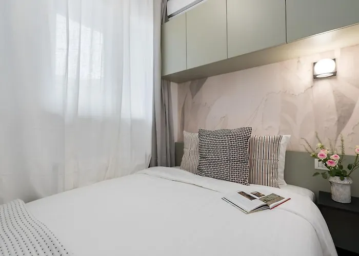 Superb 2br Flat - Cismigiu Gardens - Terrace Apartmán *