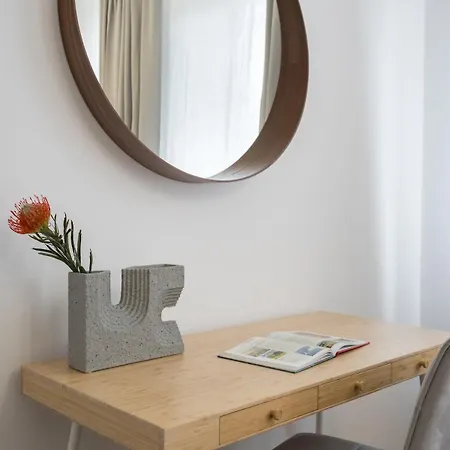 Superb 2br Flat - Cismigiu Gardens - Terrace Апартаменти Бухарест
