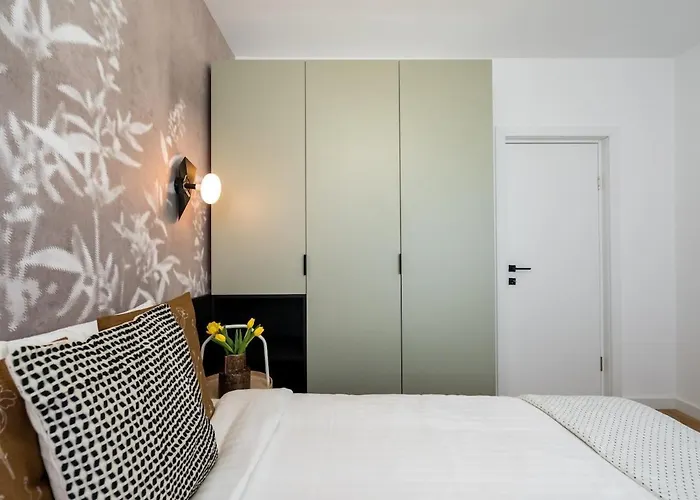 Superb 2br Flat - Cismigiu Gardens - Terrace Apartament